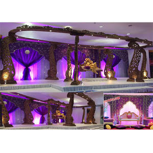 Mandap Redondo de Madera Antiguo con Diseño de Pavo Real para Bodas Tradicionales Indias, Artesanía de Nueva Zelanda para Eventos en Australia - Product Image 1