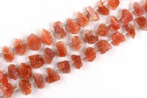 21 pièces de perles de fabrication de bijoux en pierre de soleil naturelle de forme inégale Orange Gemstone Side Drill grossiste - Product Image 5