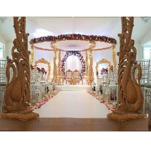 Mandap de Boda de Madera Premium con Base Mayur, Impresionante Mandap de Boda con Base de Pavo Real, Mandaps de Madera para Bodas Indias, Diseño UK - Product Image 1