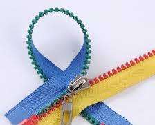 Fabricantes de Cremalleras al por Mayor, Cremallera de Plástico con Cierre Automático Personalizada Número 5, de Cadena Larga, para Jeans, Zapatos, Prendas y Bolsos - Product Image 3