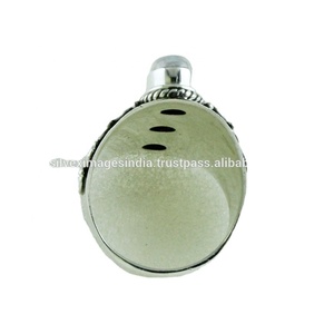 แหวนเงินสเตอร์ลิง925สีรุ้งประดับขอบพลอยเพชรแบบดีไซน์แบบมีสไตล์เครื่องประดับสำหรับงานครบรอบขายส่ง - Product Image 2