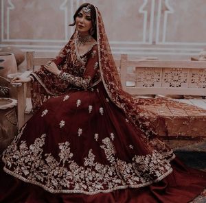 Nuevo impresionante vestido Anarkali Lehenga para novias 2022 adornado con Heavy Dupatta Dabka Zari trabajo en algodón de seda para bodas - Product Image 1
