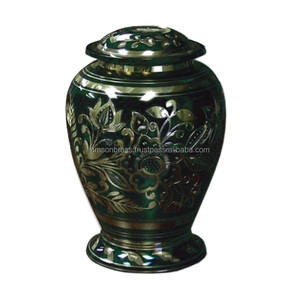 Urne funéraire en laiton en métal Design de luxe avec urnes en métal fini noir pour la gravure des cendres - Product Image 1