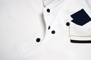 Polo de manga corta ajustado para mujer al por mayor ropa deportiva de alta calidad con decoración bordada de moda activa de talla grande - Product Image 3