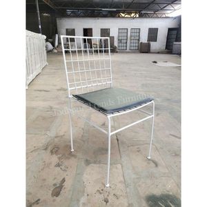 Chaise de salle à manger en métal grillagée de luxe Offre Spéciale moderne pour hôtels restaurants fermes et usage extérieur disponible en gros - Product Image 2