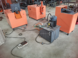 Machine à démonter les générateurs BSGH, déchiqueteuse de moteurs, recycleur de déchets, extracteur de fil de cuivre de stator, machine à tirer les générateurs pour le démontage des générateurs, en vente - Product Image 4