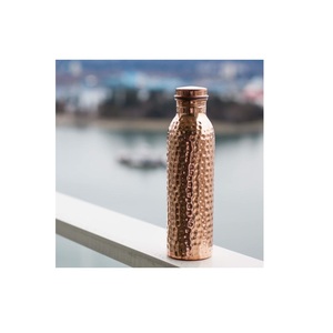 Botella de agua de cobre puro de 35 oz, juego de artículos de bebida martillados con diamantes de diseño superior de alta calidad, superventas, fabricante indio - Product Image 1