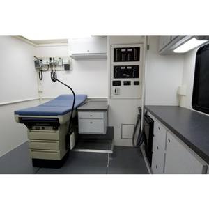 Ambulancia Médica Remolcable de Alta Tecnología a Bajo Precio con Área de Aislamiento - Product Image 4