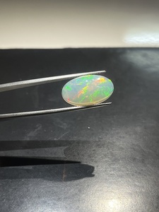 โอปอลเอธิโอเปียที่ไม่ได้รับการรักษาตามธรรมชาติรูปวงรีคุณภาพสูง5.60 Cts อัญมณีหลวมพร้อมไฟเล่นโดย Sadiya International - Product Image 5