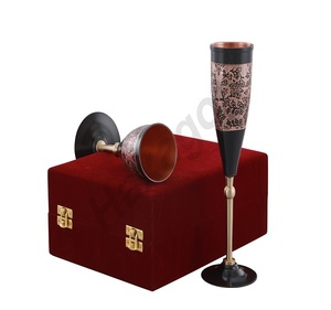 Gobelet de luxe en cuivre et laiton à gravure complète, gobelet à vin en cuivre personnalisé, tasse de cuisine et de table - Product Image 2