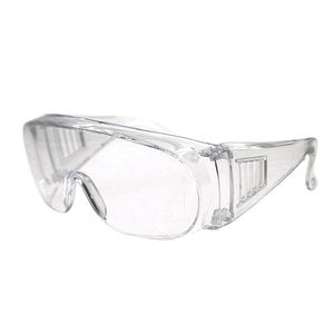 Lunettes de sécurité protectrices à monture intégrale en polycarbonate pour enfants avec revêtement anti-rayures - Product Image 1