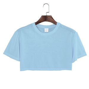 Camisetas recortadas <span class=keywords><strong>de</strong></span> poliéster suave <span class=keywords><strong>de</strong></span> manga corta en blanco <span class=keywords><strong>para</strong></span> <span class=keywords><strong>mujer</strong></span> <span class=keywords><strong>para</strong></span> estampado <span class=keywords><strong>de</strong></span> sublimación <span class=keywords><strong>de</strong></span> logotipo personalizado - Product Image 3
