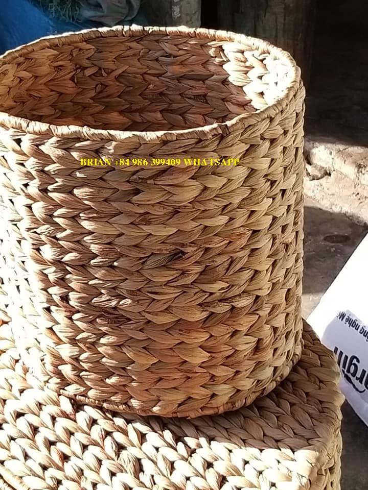 สีดำสีกากี