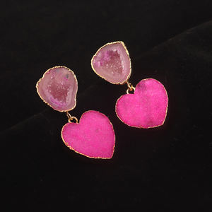 Boucles d'oreilles pendantes en forme de goutte, accessoires de luxe, fashion au sucre rose naturel, druse et géode, de haute qualité pour femmes - Product Image 3