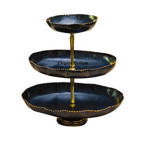 Soporte de tartas de hierro cubierto de polvo negro, hecho a mano diseño tradicional, soporte decorativo de tartas de lujo, novedad - Product Image 6