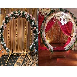 Arche de mariage ronde pour les sièges de la mariée, dernières tendances pour les sièges de cérémonie Mehndi, sièges de mariée inspirés de Bollywood, décoration Mehndi, siège de mariée Texas - Product Image 1