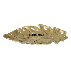 Bandeja de aluminio con diseño de hojas de Metal chapada en oro, bandeja de lujo para servir Chocolate y Metal, venta al por mayor - Product Image 2