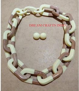 Collier à maillons bois et résine, épais, chaîne ajustable, style bohème, pour femme, idée cadeau de mariage - Product Image 6