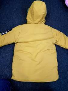 เสื้อผ้าแบรนด์ Overrun Garments สำหรับเด็กผู้ชาย เสื้อฮู้ดแขนยาวแบบมีซิป สไตล์โมเดิร์น เสื้อกันหนาวแบบมีซับใน - Product Image 2