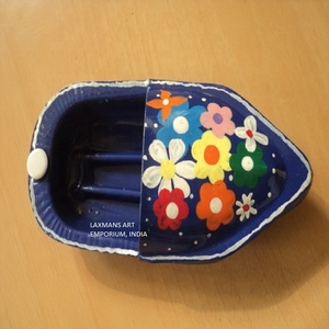 Bateaux miniatures LAXMANS peints à la main, jouets en étain, bateaux à vapeur, bateaux Putt Putt, jouets éducatifs pour enfants de 8 à 13 ans, vente en gros en Inde - Product Image 1