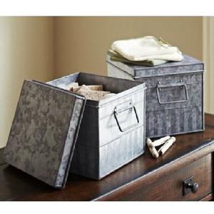 Contenedor de almacenamiento de estilo vintage en metal galvanizado Diseño sombreado multicolor Decoración perfecta para el hogar Soluciones de organización con estilo - Product Image 6