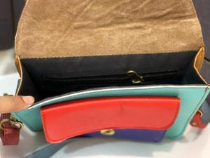 Bolso de mano de cuero reciclado, bandolera de mano de cuero colorido con estilo único - Product Image 6