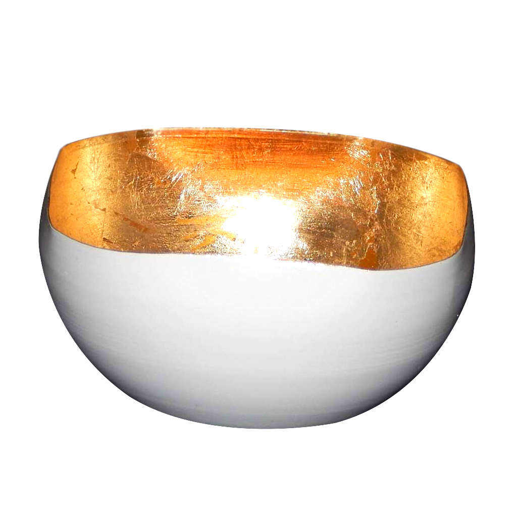 สีทองและสีขาว