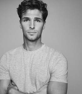 T-shirt à col rond 100% coton personnalisé pour hommes de plus de taille et poids lourd avec logo avant Vente en gros - Product Image 3