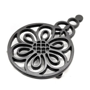 Dessous de plat en métal à motif de raisins pour cuisine et salle à manger Plat chaud décoratif romantique - Product Image 4