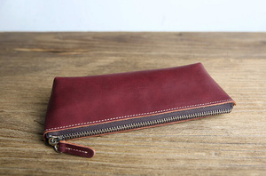 Hombre y mujer los estudiantes Caballo loco de cuero lápices bolsillos de gran capacidad de la juventud pluma establece el primer Vintage ATO-0130C - Product Image 2