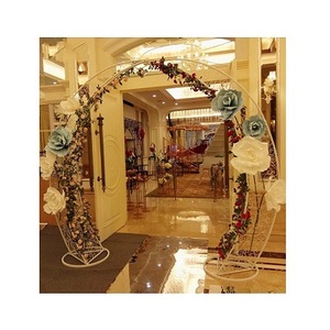 ฉากหลังดอกไม้แบบกำหนดขนาดและรูปทรงได้ พร้อมโครงเหล็กคุณภาพดีที่สุดสำหรับตกแต่งเวทีงานหมั้นและงานแต่งงาน - Product Image 1