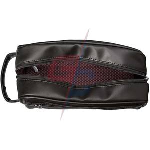 Vente en gros Luggage Hill Collection Trousse de toilette de voyage en cuir végétalien, noir brillant, compartiment unique - Product Image 4