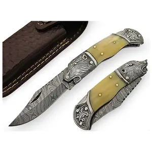 Mooie Custom Handgemaakte Damascus Staal Professionele Opvouwbare Zakmes Handvat Gekleurd Bot Met Gegraveerde Stalen Clip