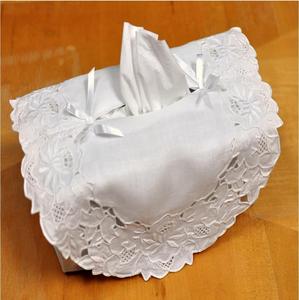 ปกกล่องกระดาษทิชชูปักลาย - Product Image 1