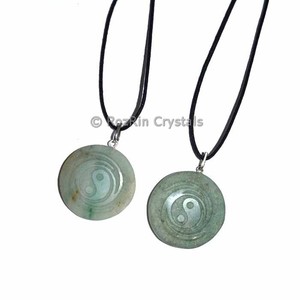 Grossiste de pendentif Aventurine verte en relief: pendentif Aventurine verte en relief à vendre - Product Image 1