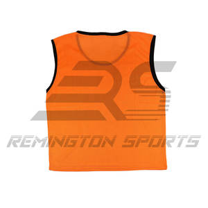 Vente en gros gilet d'entraînement de football respirant personnalisé gilet de football bavoirs d'entraînement de football vêtements de sport adultes vêtements de football chemises et hauts - Product Image 2
