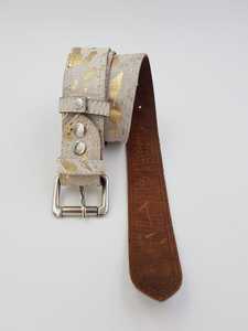 Cinturón de Cuero de Primera Calidad, Perfecto e Impecable - Product Image 3