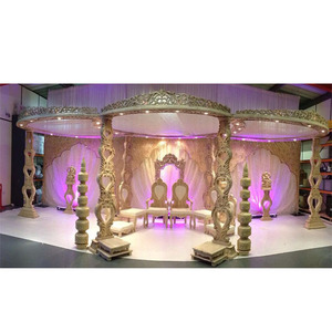 Mandap de Boda de Madera con Forma de Corazón Majestuoso, Mandap Indio para Bodas Grandiosas, Mandap Romántico Estilo Bollywood para Bodas de Reina, EE. UU. - Product Image 1