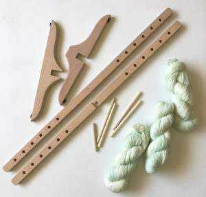 Table Top Amish Yarn Swift best-seller marquage de taille de bois de hêtre fabriqué en Inde outil de gestion de fil - Product Image 2