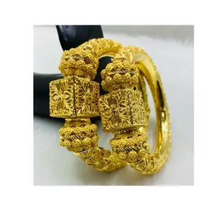 Neues Design Gold Farbe Armreif Reichhaltige Qualität Neues Design Hochwertige Goldfarbe Erschwing licher Preis Armreif Einzigartiger Schmuck