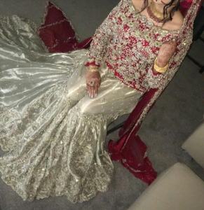 Élégant beau haut de travail lourd avec Gharara et Dupatta lourd avec perles de verre en cristal 2025 élégant mariage et fête porter - Product Image 1