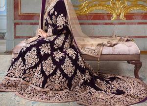 Élégante robe de mariée 2019 indienne et pakistanaise avec broderie lourde Zardozi belle et élégante avec Trail - Product Image 2