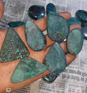 Cabujón de Turquesa Natural Calentada de Arizona con Certificación IGI para Collar de Navidad - Varias Formas y Tamaños - Product Image 2