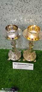 Candelabro de Latón Pulido de Tamaño Pequeño para Altar, Artículos Religiosos, Arte y Coleccionismo, Brassworld India - Product Image 5