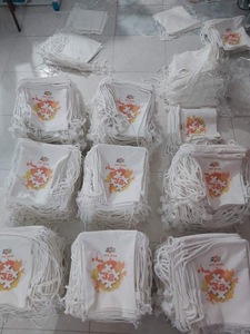 Impression de logo personnalisé sac à cordon en polyester écologique avec taille personnalisée pour la vente en gros de cadeaux promotionnels - Product Image 3