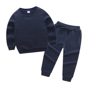 Conjunto de Ropa Infantil de Invierno Más Vendida al por Mayor 2022 - Felpa de Manga Larga 100% Algodón Orgánico Colores y Logotipo Personalizables - Product Image 4