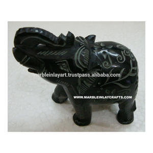 Elefante tallado de mármol negro - Product Image 1