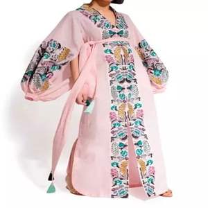 Vestido de invierno indio para mujer, vestido bohemio de manga larga con cuello de pico bordado a mano con cinturón - Product Image 4