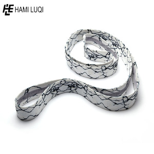 2025 logotipo personalizado entrenamiento Yoga Squat Glute Booty Band entrenamiento Pull up Assist tela elástica bandas de resistencia larga - Product Image 3