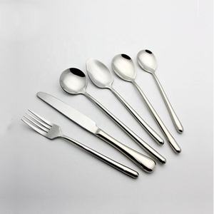 Juego de cubiertos de acero inoxidable con mango liso redondo Chapado en plata Juego de cubiertos de acero inoxidable real con mango audaz - Product Image 2